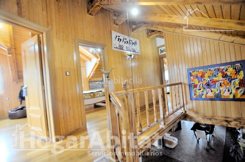 Foto ccaec123-2471-4329-9a82-5284dc5ccf04. Chalet with heating parking in Monserrat