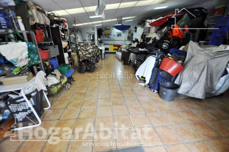 Foto d4861b17-09f9-4f2e-9dc4-bce2cf5d5286. Chalet with heating parking in Monserrat