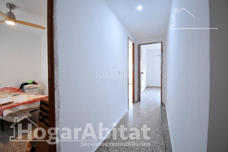 Foto b6ab8890-3f84-454a-9c8b-a527469c3186. Pis a Corea Gandia