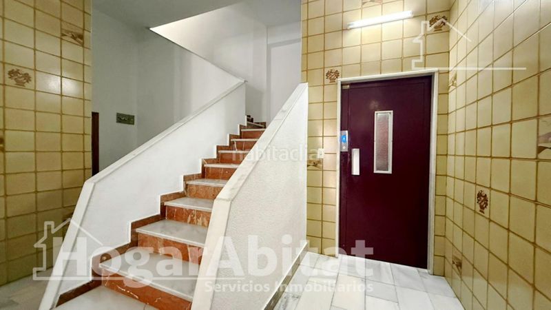 Foto bc7c9388-ae62-4e64-983d-5ce0f0b5a291. Pis a Corea Gandia