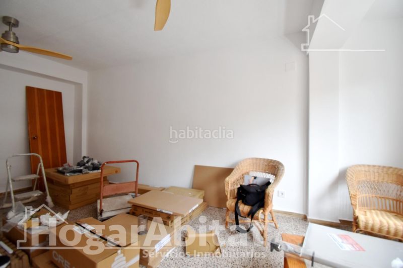 Foto c6db211e-0ae3-46cf-a58e-bd63923d72a9. Pis a Corea Gandia