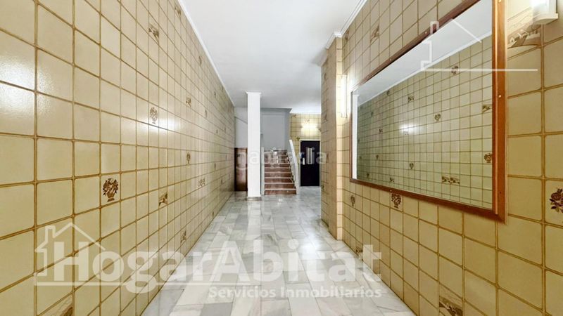 Foto ed85b5c0-1f2f-44f5-83ad-3c659f77fee4. Pis a Corea Gandia