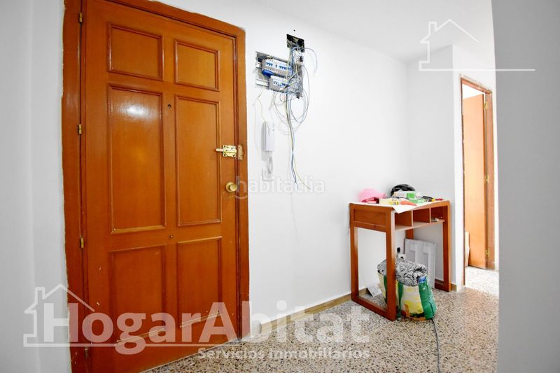 Foto f37474bc-beac-4885-9b73-2a8ddd6a9581. Pis a Corea Gandia