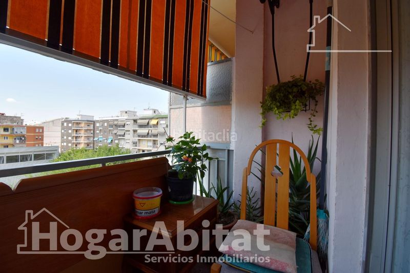 Foto 0a0ccf12-6091-48e7-bbb2-117d04d19509. Pis a Corea Gandia