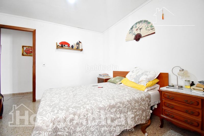 Foto cc04bd4f-8a58-46ea-84c2-22693185cee4. Pis a Corea Gandia