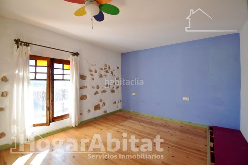 Foto aea2d13d-91ff-40c3-a70e-ce86106d9f70. House with heating in Palma de Gandía