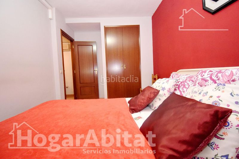 Foto 5022da41-af44-42bf-8924-2326bf3fc5ba. Ático  alto y amplio con garaje y dos terrazas sobre la av de alcora en Castellón de la Plana