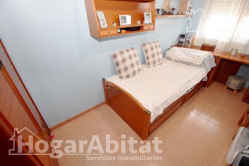 Foto f3e38aee-0cc1-4990-840d-564917bd14ef. Ático  alto y amplio con garaje y dos terrazas sobre la av de alcora en Castellón de la Plana