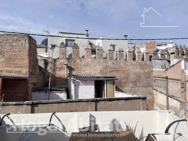 Foto c1bb2072-2a20-4ad3-8671-1da38cc884a2. Casa adossada amb aparcament a Casco Antiguo Llíria