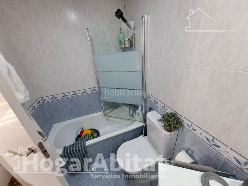 Foto f90f2cae-46c2-4157-875c-9714617bad7c. Pis amb calefacció aparcament piscina a Alaquàs
