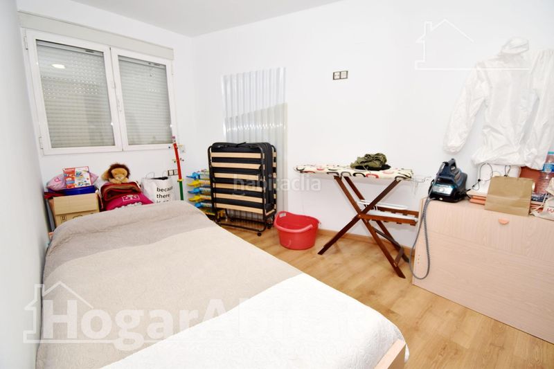 Foto 1c0a8837-fa77-4688-92e5-e8a308de6081. Casa adossada amb calefacció aparcament a Centro Chiva