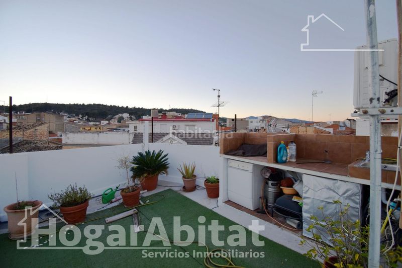 Foto 1c3aae1a-020b-4b83-b1bc-455a96bb0ab9. Casa adossada amb calefacció aparcament a Centro Chiva