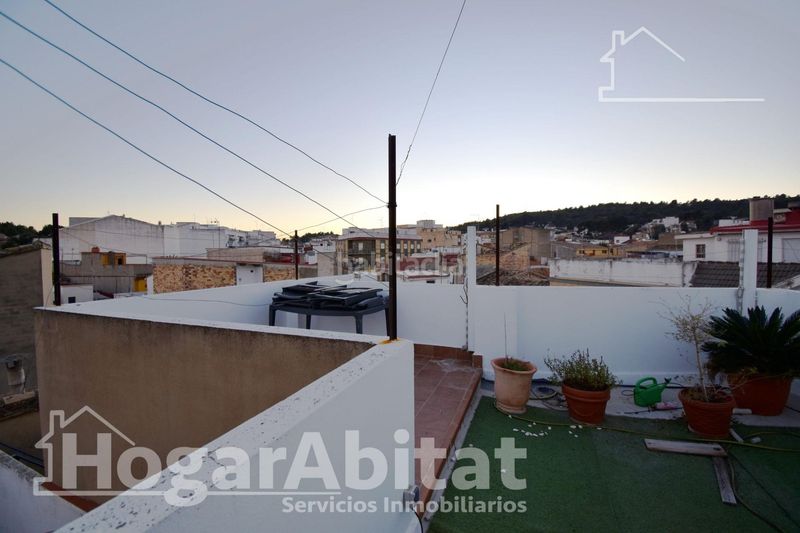 Foto 1c8d6cd7-c248-4c25-83a3-f210afd385fc. Casa adossada amb calefacció aparcament a Centro Chiva