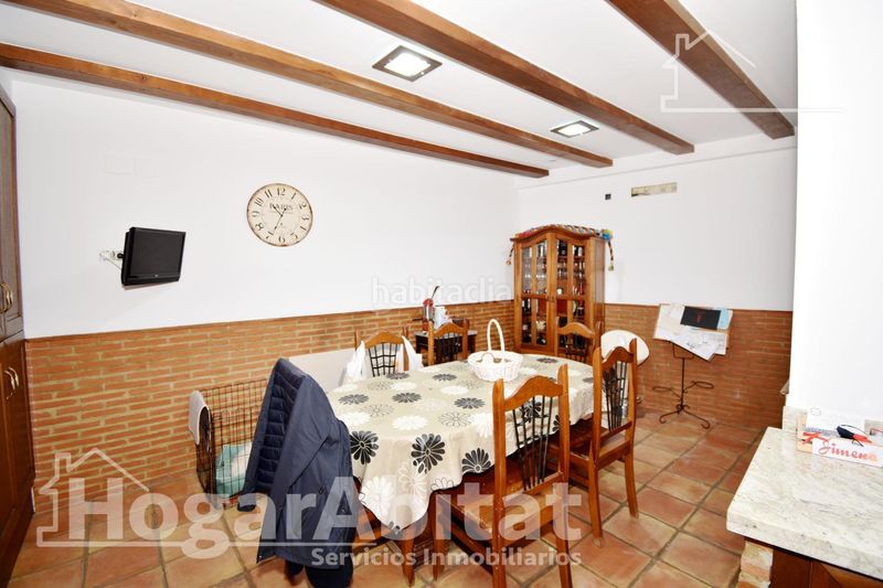 Foto 81f11563-57df-482b-88da-b02cc5414a92. Casa adossada amb calefacció aparcament a Centro Chiva