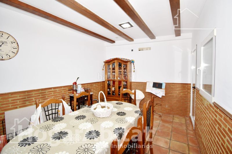 Foto c71968eb-2e3b-4c19-988f-89e9de004fcc. Casa adossada amb calefacció aparcament a Centro Chiva