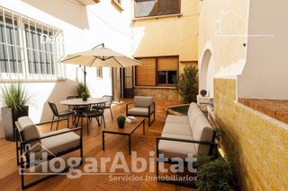 Maison  Calle doctor nacher. Oportunidad de inversión! amplia casa con gran terraza y balcón,