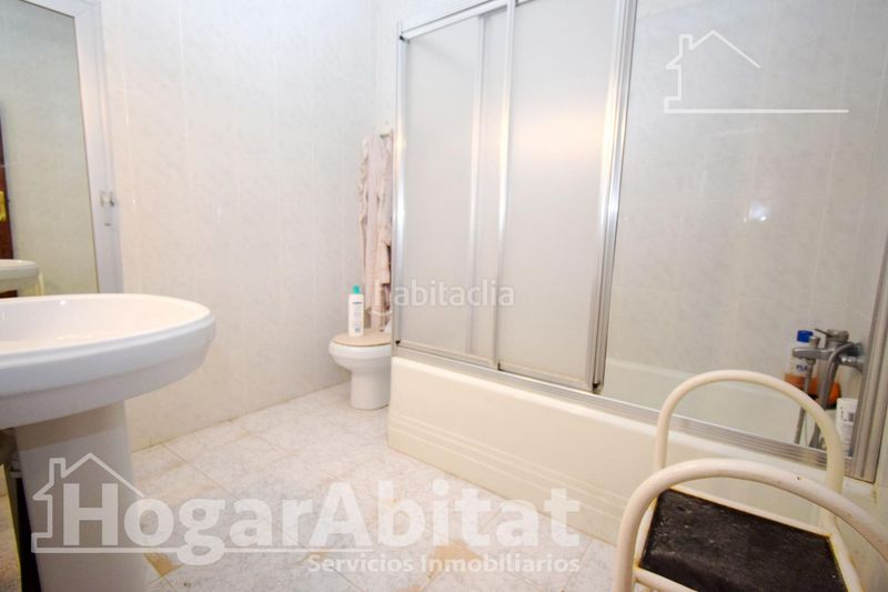 Foto c7502a7f-1dfc-4008-aaae-7144b07e7ddc. Casa amb calefacció a Centro Chiva