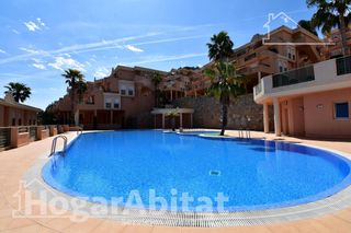 Flat  Carrer vall d'albaida. Vistas espectaculares! amplio en residencial con piscina, terraz