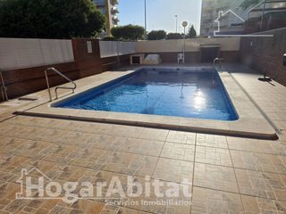Appartamento  Avenida blasco ibañez. Cerca de la playa! con piscina, garaje y trastero
