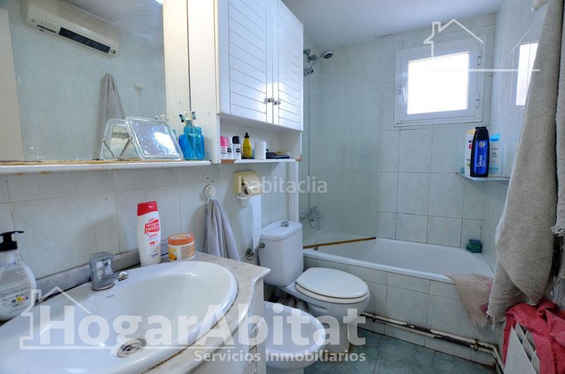 Foto b1447a54-be67-48c4-93f6-a6ce7c47fbf1. Pis amb calefacció aparcament piscina a Juan XXIII Alicante