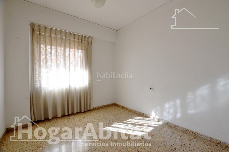Foto 5e4d9b27-a2ec-42e0-8478-55d1ce7164fb. Pis a Plaza Elíptica - República Argentina Gandia