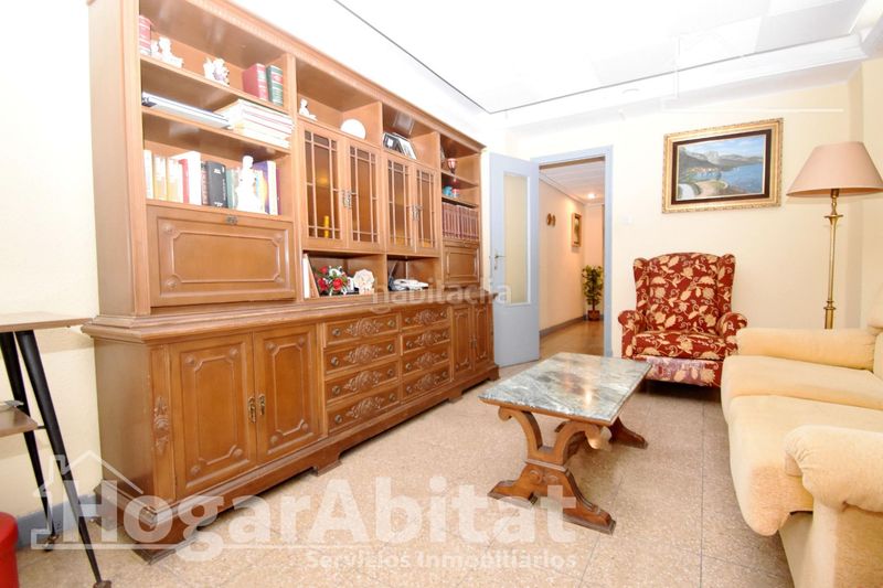 Foto 458a82c2-6528-47b6-a30c-bb968d69c77c. Pis a La Petxina Valencia