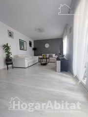 Appartement  Calle massanassa. Reformado con balcón y ascensor