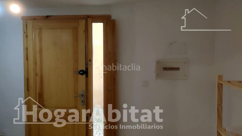 Foto b733403b-9329-467c-a050-402953aad0ff. Casa amb calefacció a Centro Ontinyent
