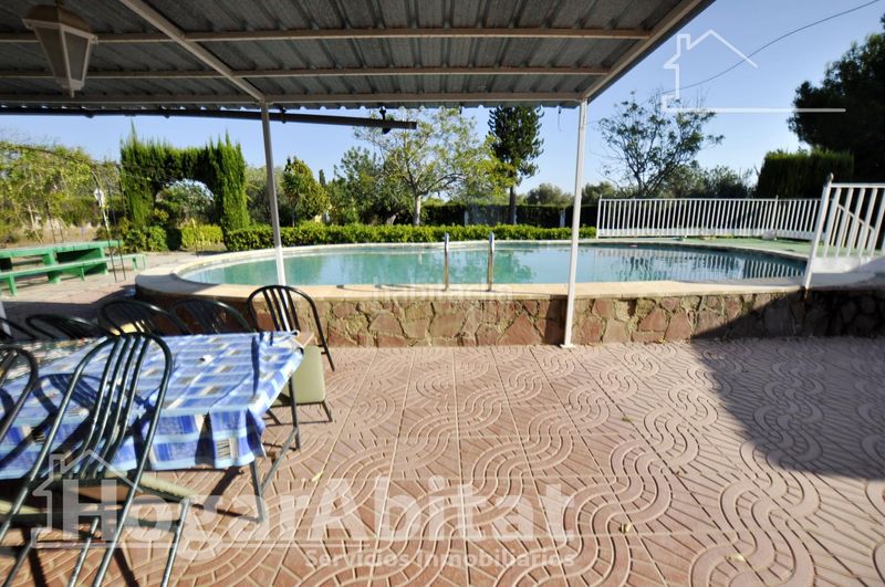 Foto 445a1936-9577-4116-afd9-92f7185b055b. Casa amb aparcament piscina a La Conarda-Montesano Bétera
