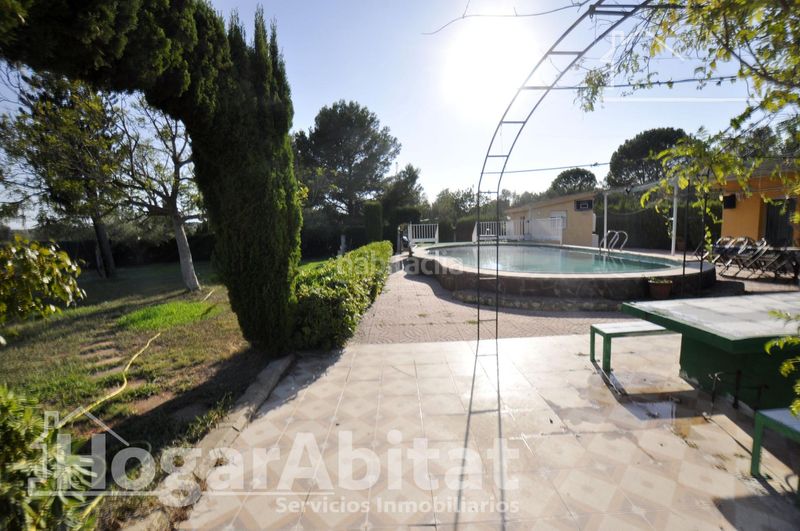 Foto 9189bf74-4f1b-44e7-90e6-6ba223a0a7da. Casa amb aparcament piscina a La Conarda-Montesano Bétera