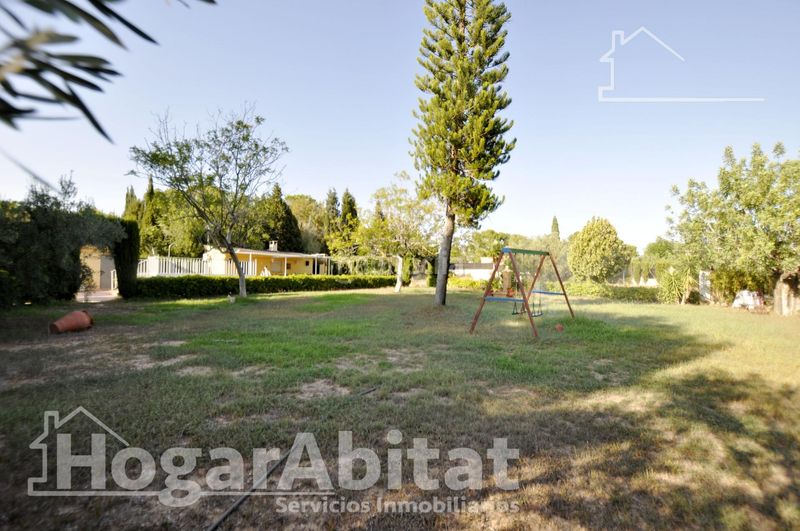 Foto 943903a1-5940-4783-9f37-88feee9237d4. Casa amb aparcament piscina a La Conarda-Montesano Bétera