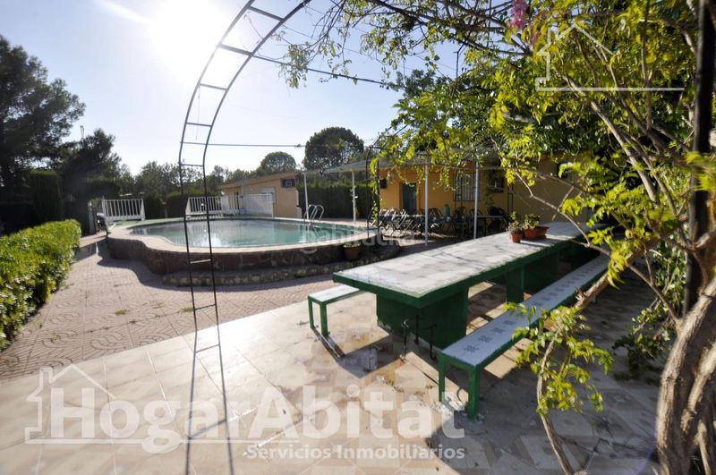Foto aa760c02-d6da-4fa6-9cf2-1f049b0e480c. Casa amb aparcament piscina a La Conarda-Montesano Bétera