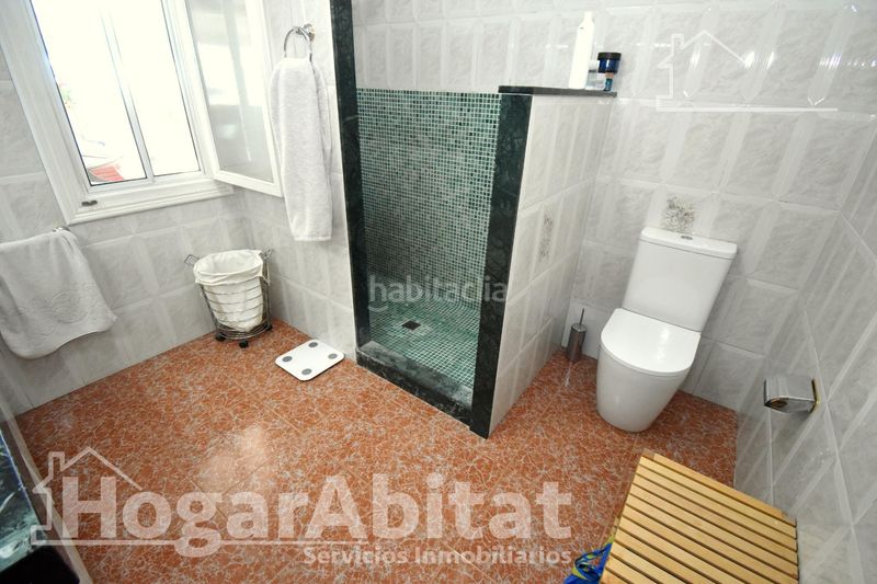 Foto 662e24d7-71d4-4e15-ba00-e999590cbe95. Xalet amb calefacció aparcament piscina a Borriol