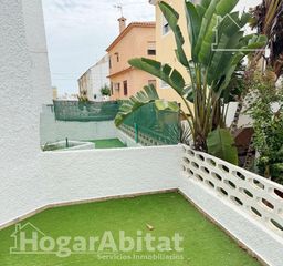 Pis  Calle cap d’irta. Bajo encantador! impecable y luminoso con terraza, garaje y tras