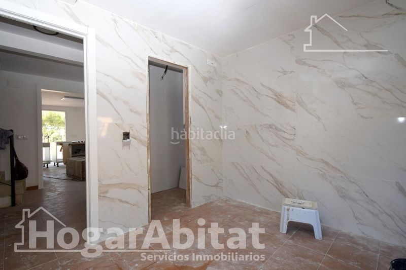 Foto 1ce2d2b6-0518-47bf-ac26-fa7a80641c01. Casa amb calefacció aparcament a Centro Chiva