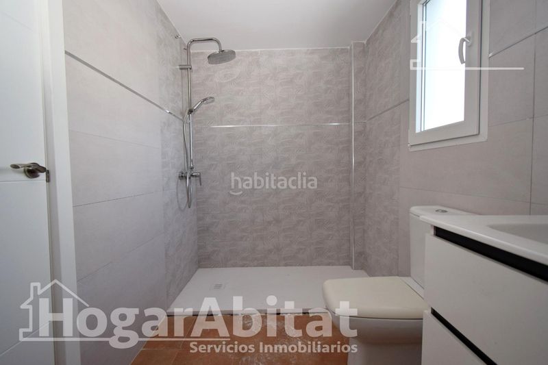Foto 329c1638-d7b4-4ff5-b7e2-9f9c6baba9a7. Casa amb calefacció aparcament a Centro Chiva