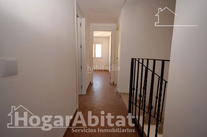 Foto b53b024d-e6a6-4169-af97-b7ab637789a9. Casa amb calefacció aparcament a Centro Chiva