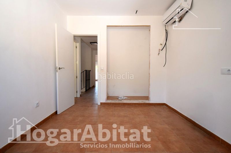 Foto e60c6a30-3e02-4110-a1ca-9cc2e298e606. Casa amb calefacció aparcament a Centro Chiva