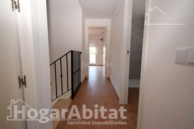 Foto f0a594f7-69da-4b78-b5f9-3825bae9ddf8. Casa amb calefacció aparcament a Centro Chiva