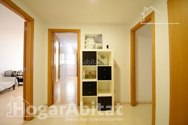 Foto 3ef3cf0c-6517-4293-8a7d-e33ccab6f427. Pis a Oliva pueblo Oliva
