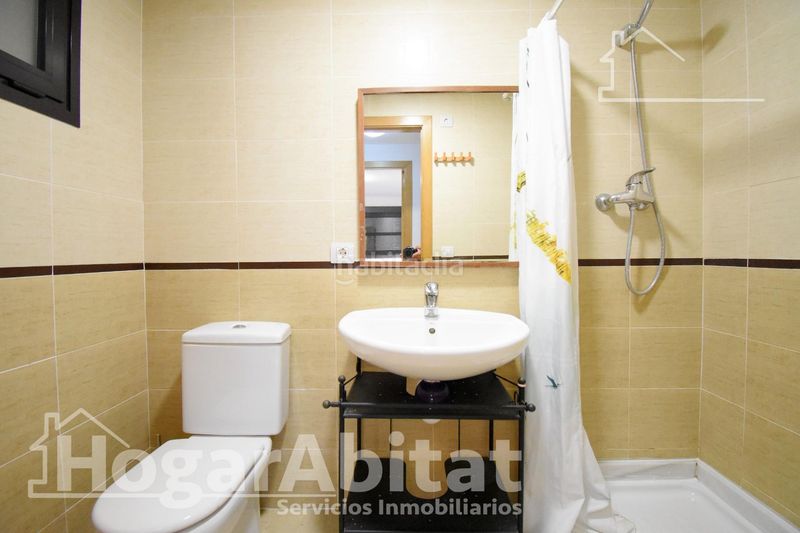 Foto 415fb475-6ff3-4023-96aa-2072c00016f2. Pis a Oliva pueblo Oliva