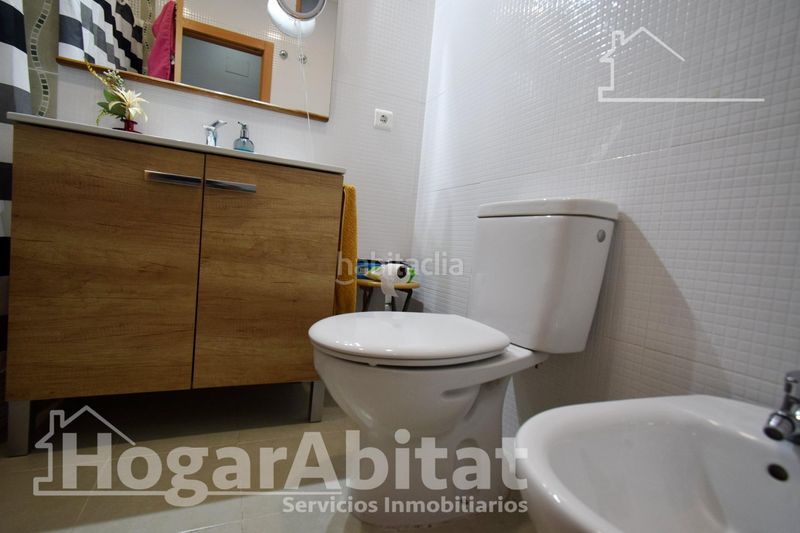 Foto 2f54913a-2224-416a-87a4-262c6c803a6d. Pis amb aparcament a Vilamarxant