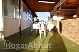 Xalet  Camino azagador de morant. Chalet con gran terreno, piscina, barbacoa y garaje