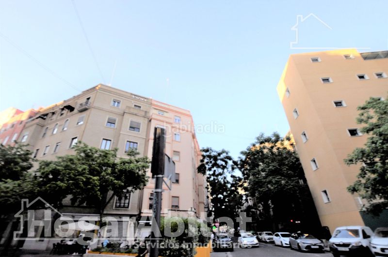 Foto fbc54501-cc2a-47e2-8faf-e50fbc759f83. Àtic a La Petxina Valencia