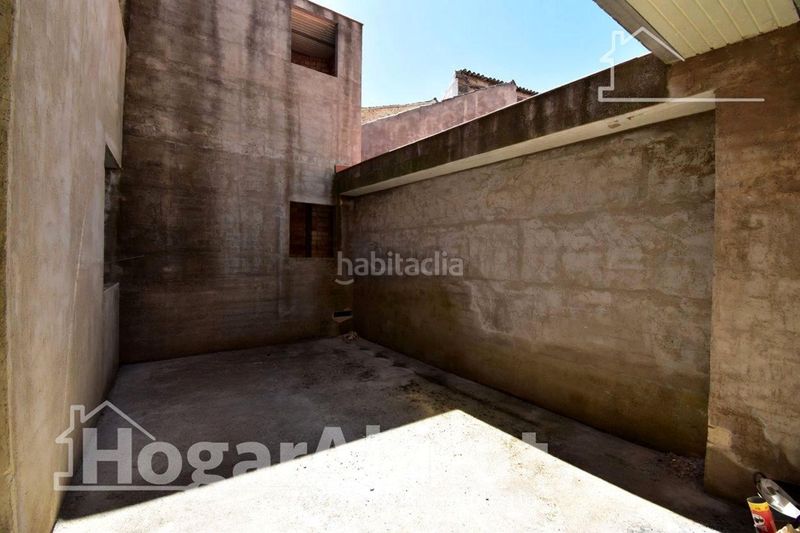 Foto 5f91c7b3-ff8b-4136-8527-13fc67263bb5. Casa amb aparcament a Oliva pueblo Oliva