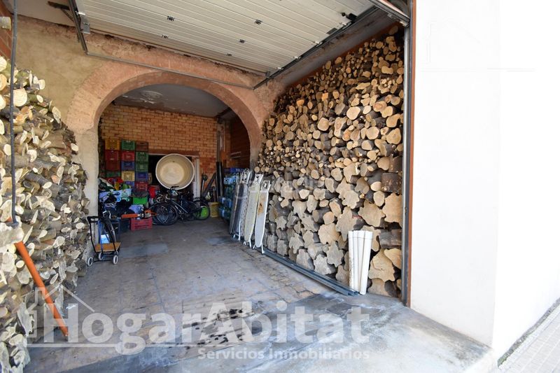 Foto 789f6c98-e9f9-4af4-af62-0f0e3bd6841c. Casa amb aparcament a Oliva pueblo Oliva