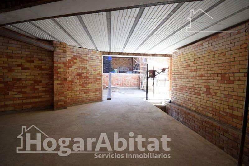 Foto df1b0b4e-614e-4cd0-a6d9-cd841cc4295d. Casa amb aparcament a Oliva pueblo Oliva
