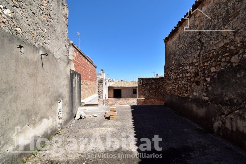 Foto e7c87a4f-73da-4feb-8fa4-f57ad834f049. Casa amb aparcament a Oliva pueblo Oliva