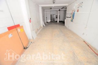 Local Comercial  Calle olimpia arozena torres. Oportunidad! local comercial para reformar en nou moles