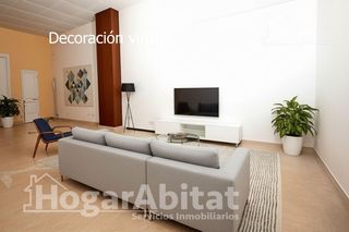 Maison  Calle cristofol colom. Amplia casa con dos terrazas y garaje